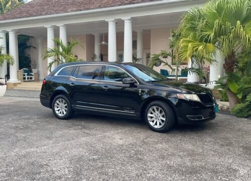 Airport SUV service Nassau Bahamas