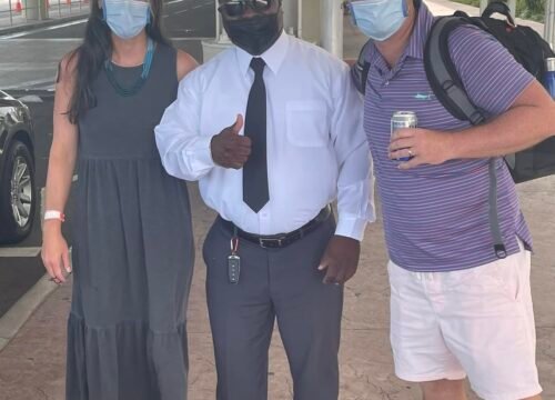 Luxury airport pickup Nassau